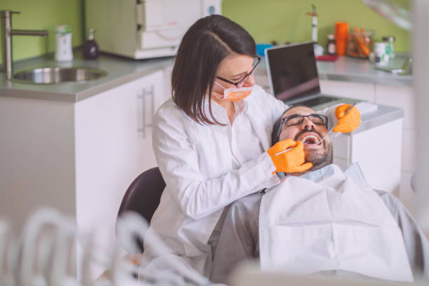 Best Emergency Dental Care for Abscessed Tooth in Venetian Vlage, IL